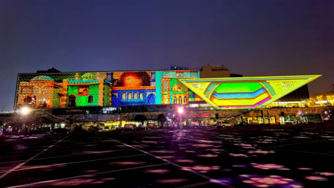 寸灘國(guó)際絲路花街建筑光影秀(圖12)