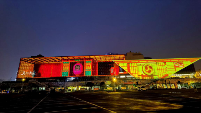 寸灘國(guó)際絲路花街建筑光影秀(圖15)